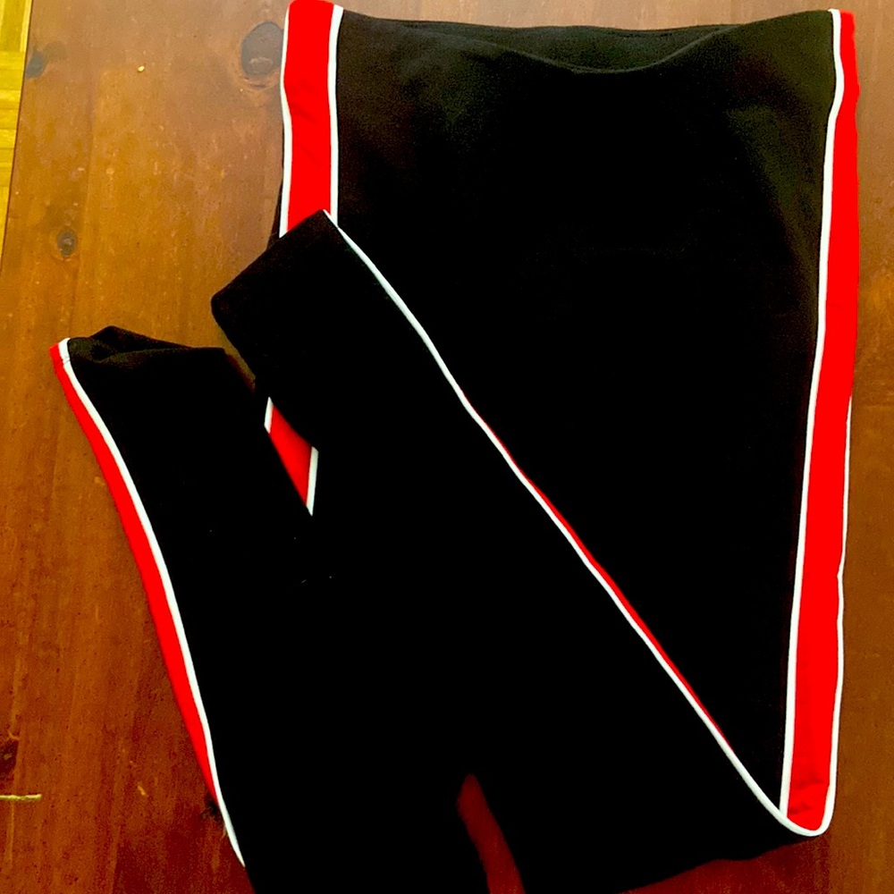 Black leggings